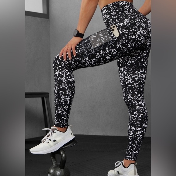 FABLETICS Black And White Speckled On-The-Go PowerHold® High-Waisted
Legging - Picture 13 of 14